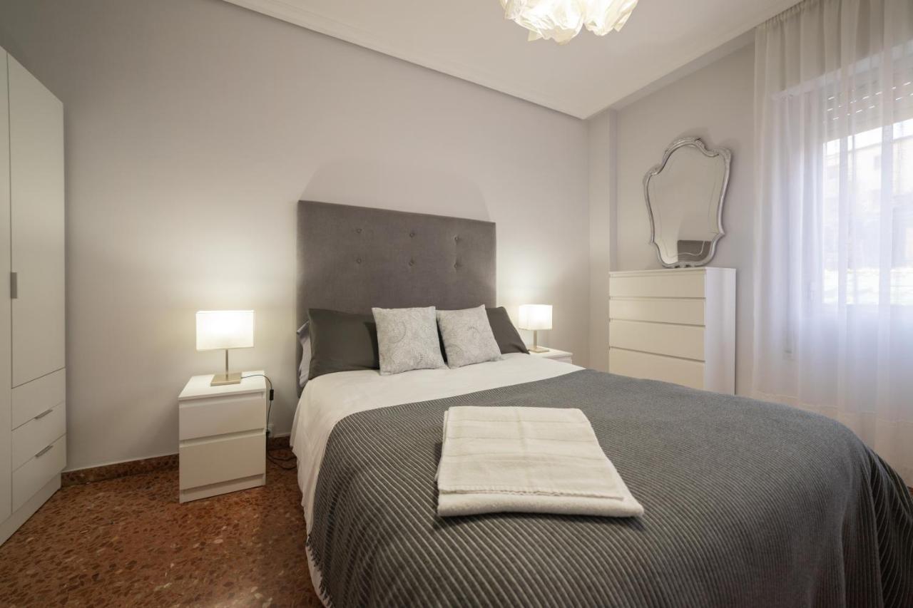Apartamento Albelda Plaza Albelda De Iregua Eksteriør bilde